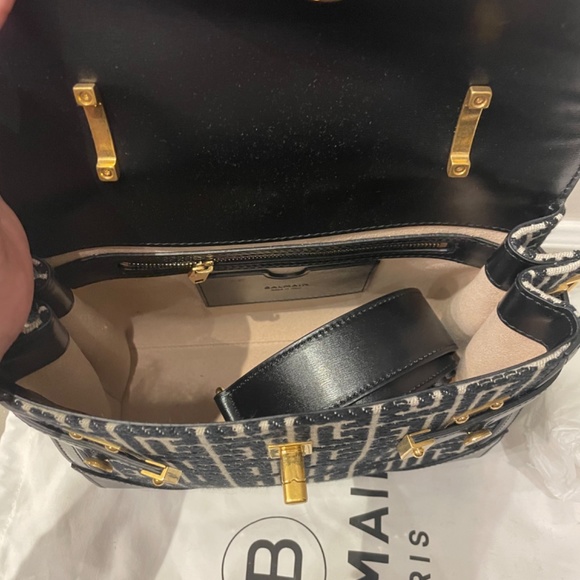 SOLD BN Never Worn Balmain Bbuzz bag - Picture 5 of 9